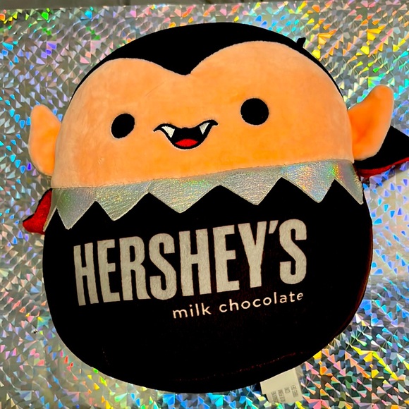 Squishmallows Other - HERSHEYS CHOCOLATE VAMPIRE SQUISHMALLOW